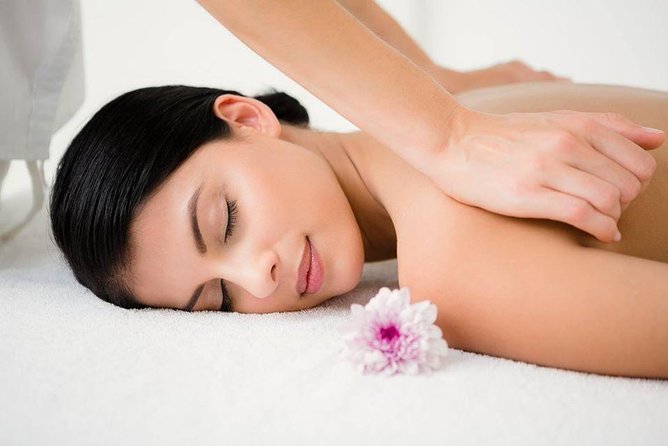 120 minutes Full Body Relaxing Massage + Head Massage + Feet Massage For Couples - Who this massage suits best in Athens
