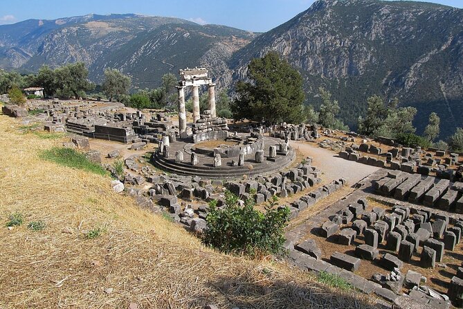 2-Day Delphi & Olympia Tour with Olive Oil & Honey Tasting - Day 2 in detail: Olympia’s oath, Zeus, and the tasting stops