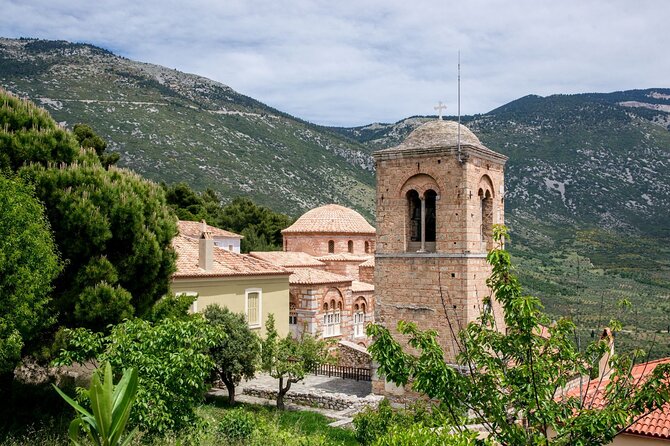2-Day Private Tour to Delphi and Meteora from Athens - Thermopylae Battlefield and Kamena Vourla coffee by the sea