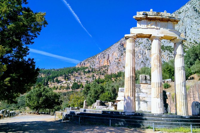 2-Day Private Tour to Delphi & Meteora with Great Lunch included - How the Delphi and Meteora route works from Athens