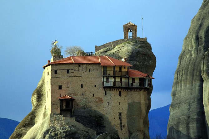 2-Day Private Tour to Delphi & Meteora with Great Lunch included - First look at Meteora on Day 1: late light and a gentle setup