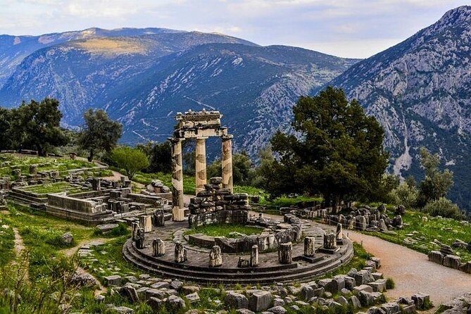 2 Days Peloponnese Tour : Ancient Olympia - Corinth, Mycenae Nafplio Epidaurus - Day 1: Corinth Canal, Ancient Corinth, Epidaurus, and Nafplio