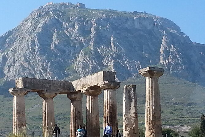 3-Day Peloponnese and Delphi Private Tour from Athens - Day 3 in Delphi and Byzantine Greece: Delphi Museum, Arachova Cheese, and Hosios Loukas Mosaics
