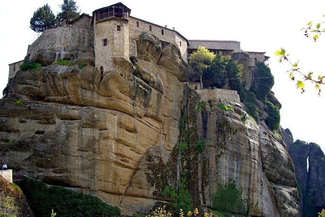 3 Day Private Tour in Olympia, Delphi & Monasteries of Meteora - Hotels in Delphi and Kalambaka: what you should expect