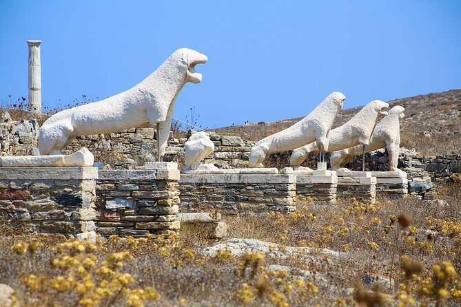 3 Day Private Tour in Santorini & Mykonos at the Best of Cyclades - Santorini with Nea Kameni: beaches, hot springs, and Oia at golden hour