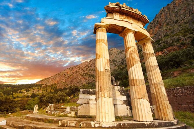 3 days Spanish guided tour in Epidaurus, Mycenae, Olympia, Delphi - Rio-Antirrio bridge to Delphi: the engineer’s detour before the oracle