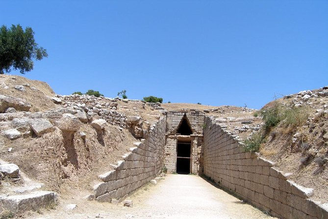 4-Day Most Popular Greek Sites: Nafplio, Olympia, Delphi, Meteora - Day 3 Delphi plus the Tholos stop most people skip