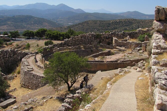 4-Day Private Peloponnese, Delphi and Meteora Tour from Athens - Who This Tour Fits Best