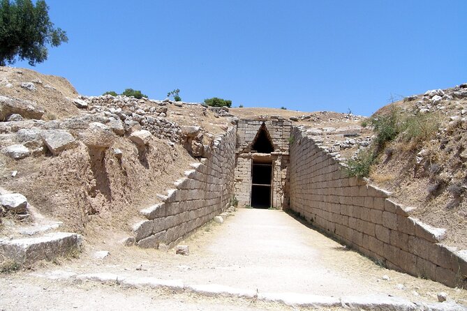 5-Day Best of: Nafplio Mycenae Epidaurus Olympia Zakynthos island Delphi Meteora - Day 5: Great Meteoron, Varlaam, Holy Trinity, then Thermopylae and Athens