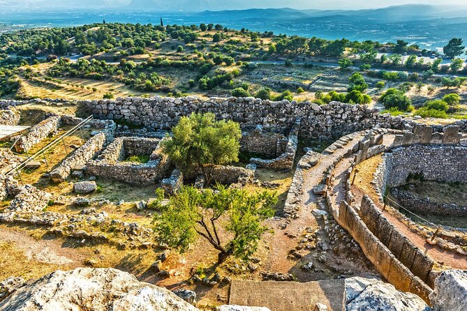 6-Day Private Tour - Delphi, Meteora, Nafplio & Monemvasia - Day 1: Delphi Archaeological Museum, Then Head Toward Meteora
