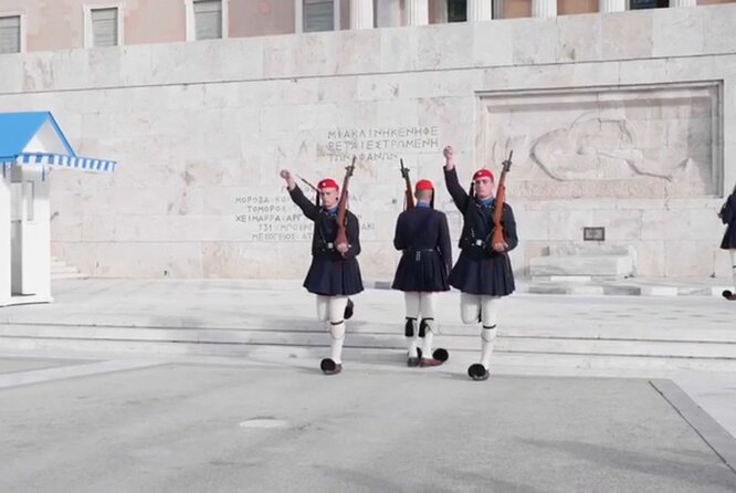8 Hours Private Tour to Athens Landmarks with a Pickup - The guide effect: what Ilias-style flexibility means for your day