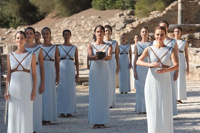 "A Day in Ancient Olympia:The Cradle of the Olympics Games" - Comfort on the road: Mercedes-Benz transfers with Wi-Fi and charging
