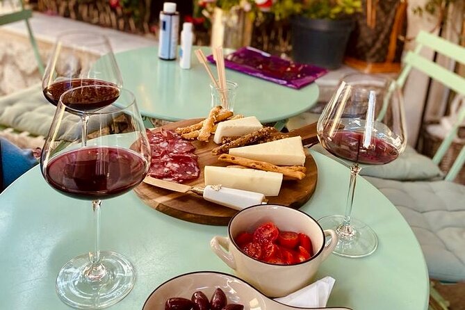 Acropolis Private Wine Tasting @ Finewine store - Meeting point and getting there in the Acropolis area
