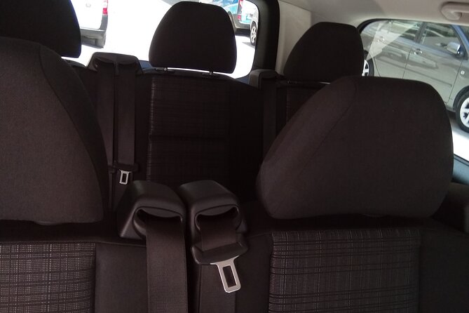 Airport Pickup Services - What you get from the driver beyond driving