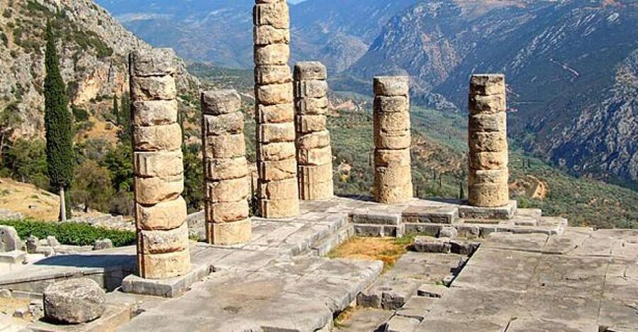 Ancient Delphi Full-Day Tour from Athens - From Athens to Delphi, what this day trip really feels like