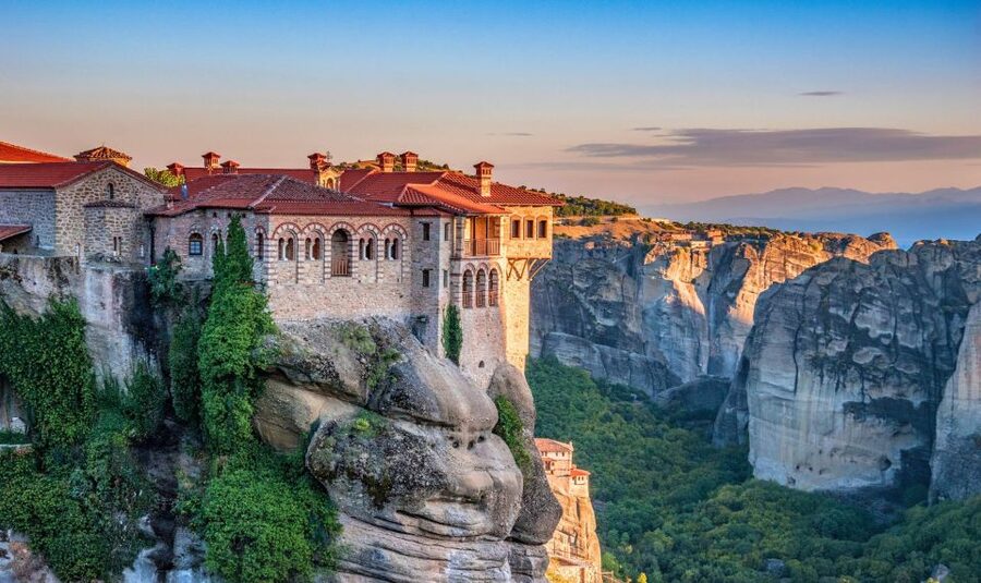 Athens: 3-Day Trip to Meteora with Tours, Museum & Hotel - Day one logistics: the 07:45 Athens departure to Kalambaka