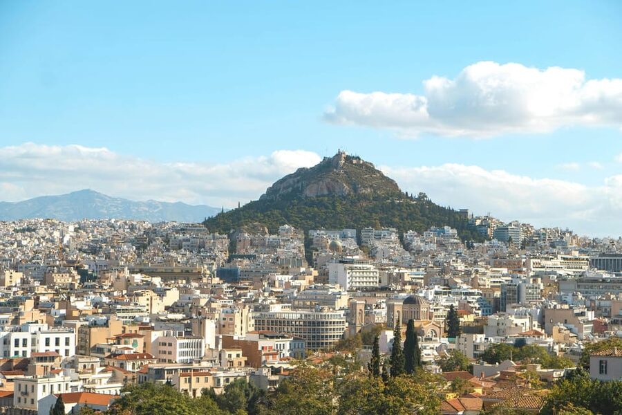 Athens: Acropolis Parthenon best sightseeing 4 hours tour - Why a private, 4-hour highlights tour can feel smarter than “doing everything”