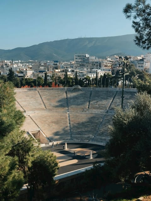 Athens: Acropolis Parthenon best sightseeing 4 hours tour - Who this tour suits best, and who should look elsewhere
