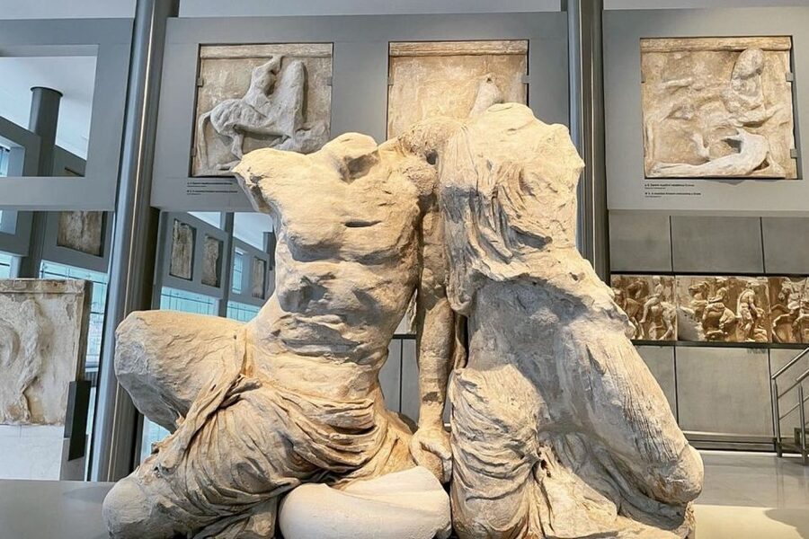 Athens: Acropolis with Museum, Guided Tour & Greek Lunch - Price and value: what $165 gets you, and what it avoids