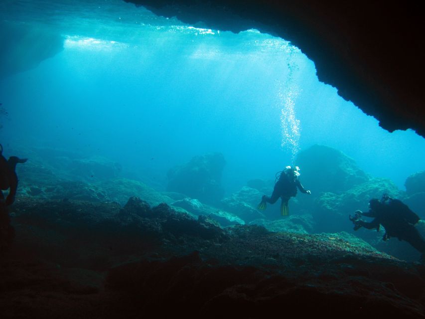 Athens: Adventure Dives in Nea Makri for Certified Divers - From Frinis 20 to Schinias Bay, and why the boat ride matters