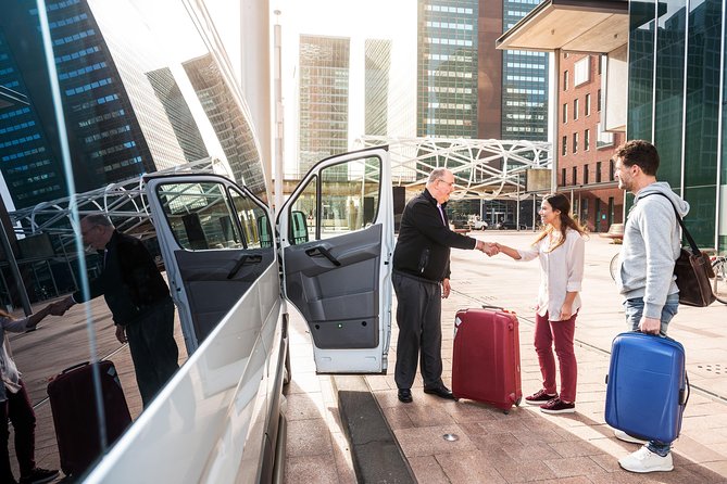 Athens Airport Arrival Transfer to Hotels or Addresses in Athens - Waiting Time: The Included Buffer You Actually Need