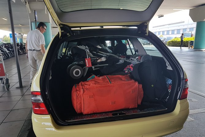 Athens Airport Private Transfer by Mercedes-Benz E Class Wagon to City Center - The timing rules that can make or break your pickup