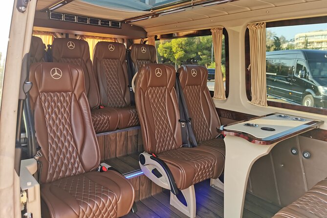 Athens Airport to Athens center - Private minibus style: staying together from airport to doorstep