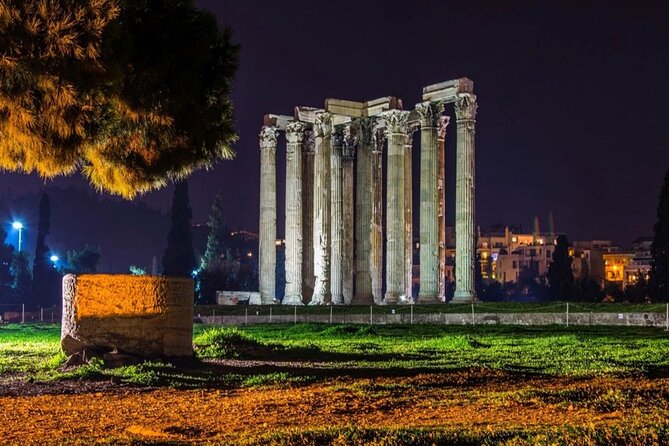 Athens airport to Athens Center private transfer - Comfort inside the taxi: Wi-Fi, A/C, charging, and child seats