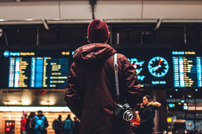 Athens AirPort To Athens Hotels Luxury Private Transfer Service - How the transfer handles delays, and why that matters