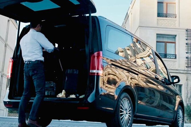 Athens Airport to Athens Hotels Private Arrival Transfer - Drop-off in Athens city, at your hotel door
