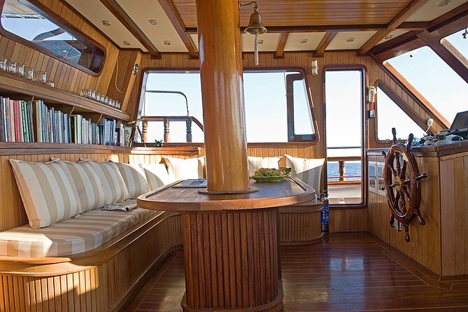 Athens: All Day Cruise to Agistri Moni Aegina with Lunch & Drinks - How This Athens to Agistri and Aegina Cruise Uses Your Time