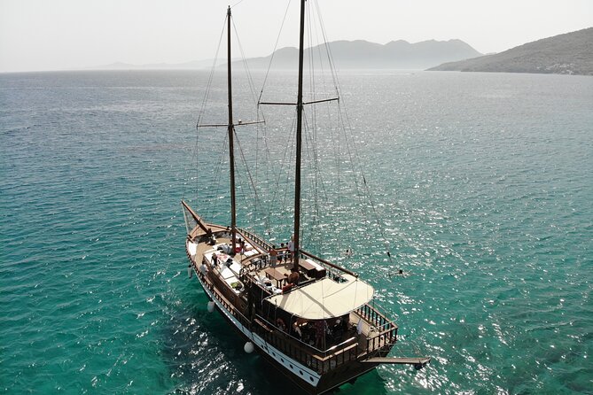 Athens: All Day Cruise to Agistri Moni Aegina with Lunch & Drinks - Agistri Stop: Beaches, a Market Walk, and the Bike Option