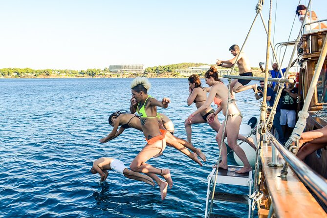 Athens: All Day Cruise to Agistri Moni Aegina with Lunch & Drinks - Aegina: Pistachios, Market Treats, and Archaeology Time
