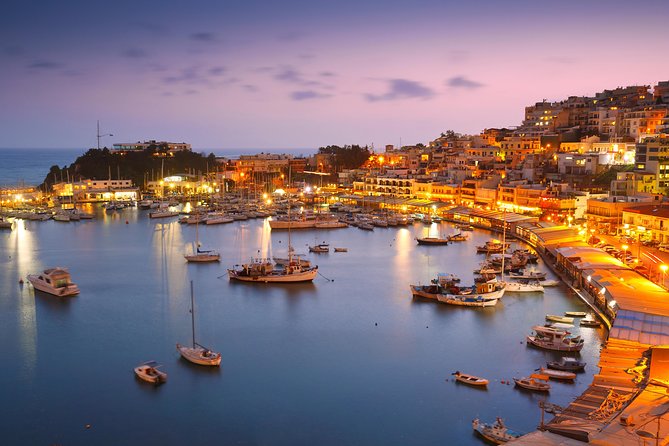 Athens and Piraeus Private Tour For Groups - Transportation and Photo-Friendly Stops: How the Van Makes the Day Feel Easier