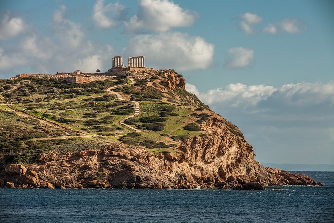 Athens Combo: Hop-on Hop-off Bus & Cape Sounion Sunset Tour - Where you meet the bus: Omonoia, Plaka, and Old Parliament