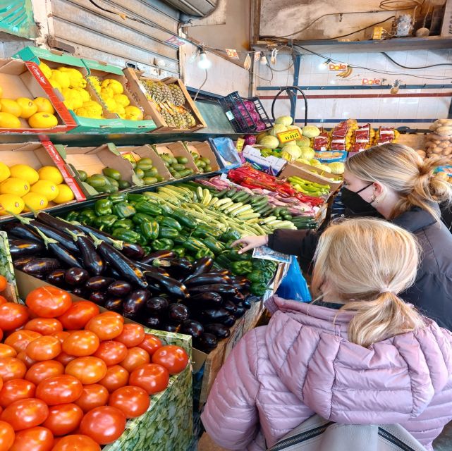 Athens: Cooking Class, Market Visit & Lunch at Local Tavern - Getting oriented at the meeting point near Acropolis Metro