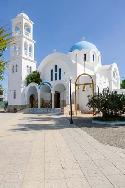 Athens: Cruise to Agistri, Moni & Aegina with Lunch & Drinks - Lunch onboard: Greek buffet food and unlimited drinks