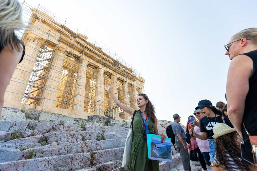 Athens: Early Morning Guided Tour to Acropolis and Museum - Acropolis Museum: seeing originals in natural light