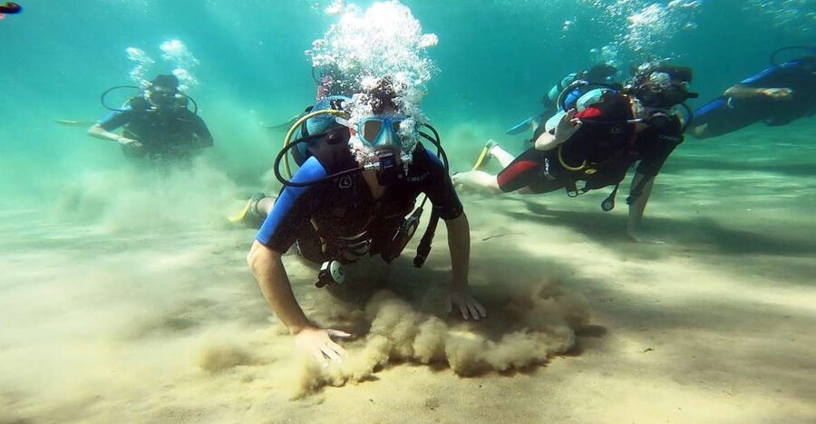 Athens East Coast: Discover Scuba Diving in Nea Makri - Nea Makri and Schinias Bay: why this spot works for first-timers