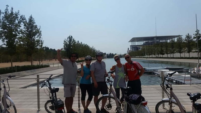 Athens: Electric Bike Seaside Tour with Guide - Meeting at Thisseio, finding Apostolou Pavlou 53, and starting smoothly