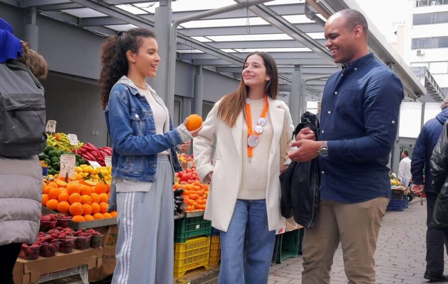 Athens: Food Tasting Tour in Plaka with Central Market Visit - Key highlights worth knowing