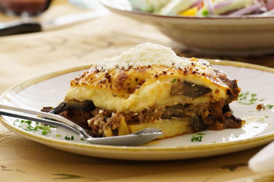 Athens: Foodie Walking Tour with Tastings - Tastings that actually teach you what to eat in Athens