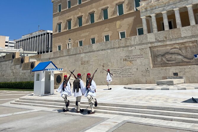 Athens half day Private Tour - Presidential Mansion and the little ceremonial stop