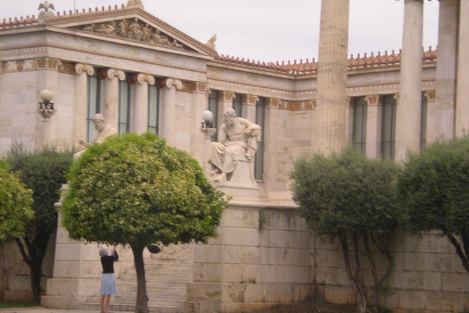 Athens Half Day Private Tour (up to 15 in a luxurious Mercedes Minibus) - Temple of Olympian Zeus and Hadrian’s Arch: huge scale, quick payoff