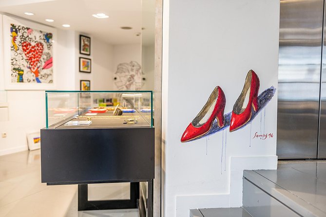 Athens Half Day Small Group Shopping Tour - Syntagma Backstreets for Designers You Can Actually Find