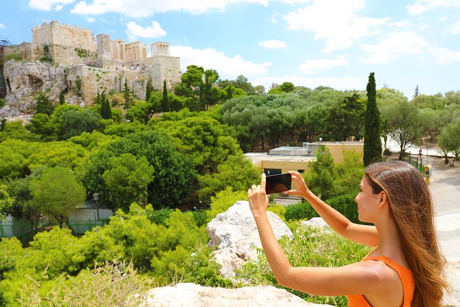 Athens Highlights Walking Tour - Where the walk starts: Syntagma Square to a full city orientation