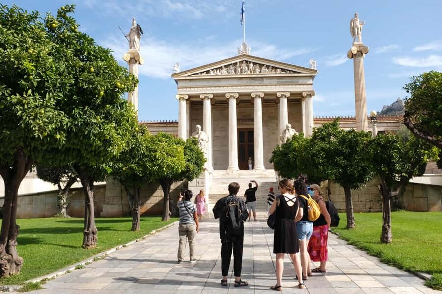 Athens: History of Rebellion Walking Tour - Syntagma Square And the Hellenic Parliament: Protest History in Plain Sight