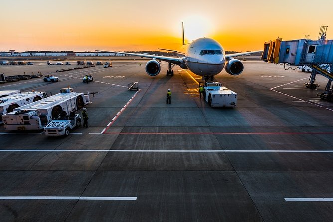 Athens Hotels To Athens AirPort Private Luxury Transfer Service - What you actually get during the drive