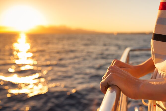 Athens: Island Swimming Day Cruise—DJ, Lunch & Drinks incl. - Key highlights to focus on