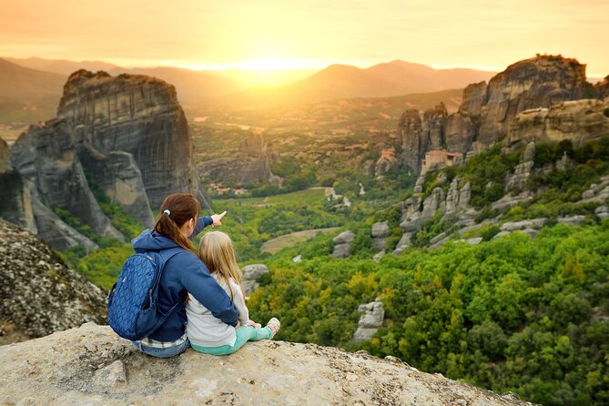 Athens: Meteora Monasteries, Caves & Coastal Stopovers with Lunch - Getting From Athens: The 8:00 AM Coach and Its Tradeoffs